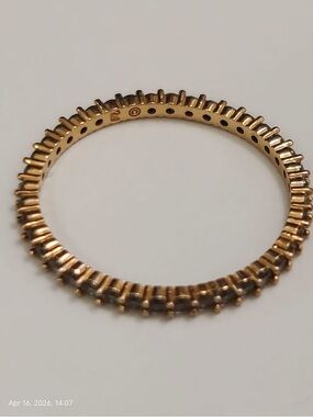 SWAROVSKI Co. Vittore Ring Eternity Crystal Stackable Swan Logo Signed SZ. 7.5-8